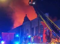 España: al menos 13 muertos en el incendio de un boliche bailable