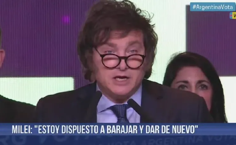 Milei le pidió unir fuerzas a Juntos por el Cambio: "O cambiamos o nos destruimos" Milei le pidió unir fuerzas a Juntos por el Cambio: "O cambiamos o nos destruimos"
