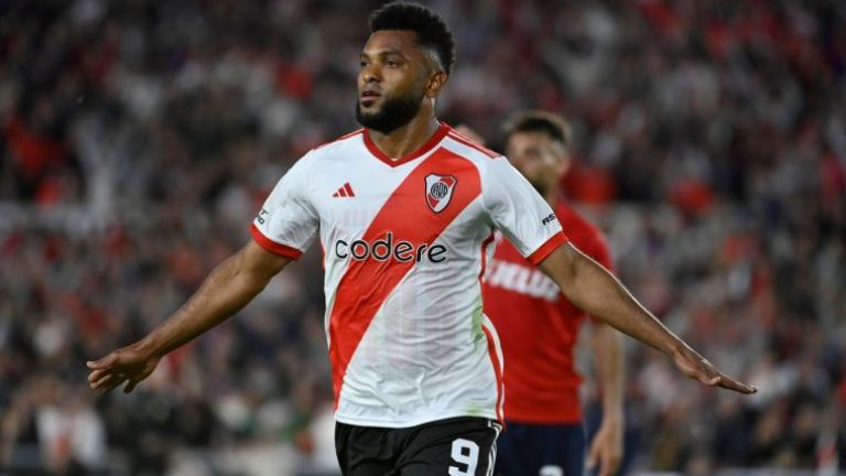 River venció a Independiente Rivadavia en el Monumental con goles de Borja | HaceInstantes: Toda la información en pocas palabras