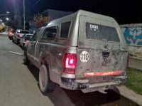 Bahía Blanca: hallaron cuatro cadáveres dentro de una camioneta frente a un hospital 