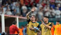 El festejo de De Paul y Messi tras ganar un torneo de truco: “Los dueños del juego"