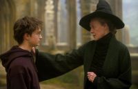 El doloroso mensaje de Daniel Radcliffe a Maggie Smith: "La palabra leyenda se aplica a ella"