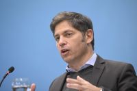 Kicillof volvió a cargar contra Milei por Aerolíneas: "Ya fue privada y la vaciaron"