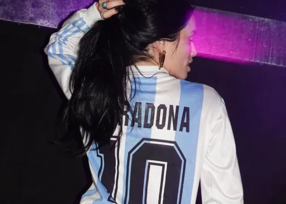 Con Diego Maradona de protagonista, Lali Espósito festejó su cumpleaños