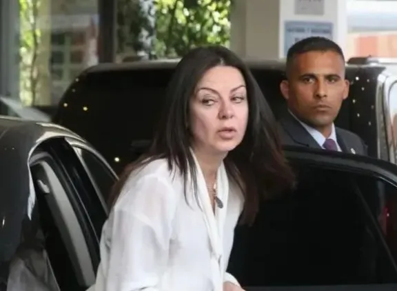 Sandra Pettovello les contestó a las personas que la increparon en Aeroparque