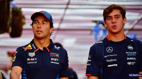 Checo Pérez elogió a Franco Colapinto sobre el sacrificio que hizo para la Fórmula 1 Checo Pérez elogió a Franco Colapinto sobre el sacrificio que hizo para la Fórmula 1