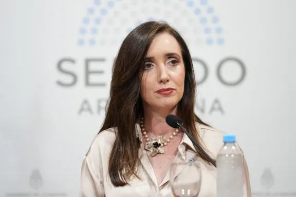 Victoria Villarruel se reunió con los gremios y ratificó los despidos