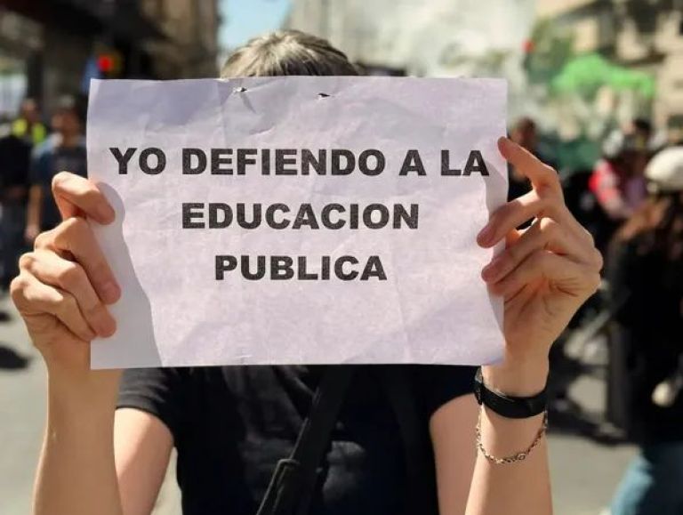 Convocaron a un paro nacional universitario de 48 horas | HaceInstantes ...