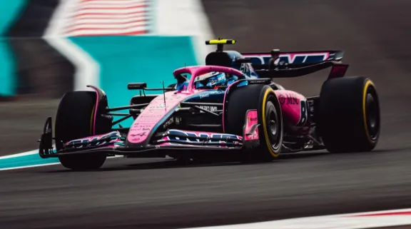 Norris salió campeón de la F1 tras terminar tercero en Abu Dhabi y Colapinto cerró último