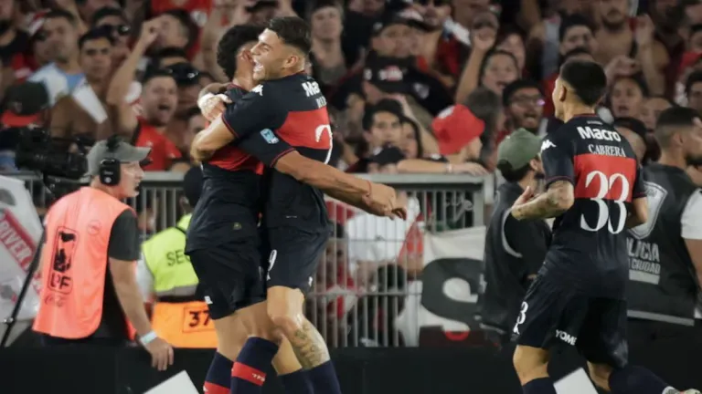 River sufrió una dura goleada ante Tigre en el Monumental: cayó 4-1 por el Torneo Apertura