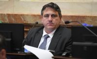 Un senador libertario justificó la caída de consumo de carne porque “es un lujo”