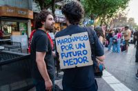 Un informe reveló que casi 7 de cada 10 jóvenes argentinos no muestran interés por la política