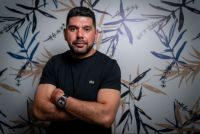 Néstor Ortigoza no puede salir del país por no pagar la cuota alimenticia