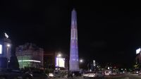 El Obelisco se iluminó por Artemis II y destacó la presencia argentina en la misión