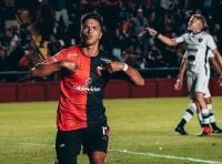 Un futbolista profesional presentó a su novio en Santa Fe: la espontánea reacción del diputado Paulón