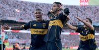 Boca golpeó en el primer tiempo y se quedó con el superclásico