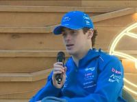 Colapinto habló en la previa a su 'road show' en Buenos Aires: "Estoy feliz de estar acá"