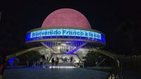 El Planetario se ilumina por Franco Colapinto y Buenos Aires se prepara para la exhibición de Fórmula 1