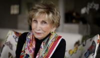 Murió Edith Eger, sobreviviente al holocausto y autora de "La bailarina de Auschwitz"