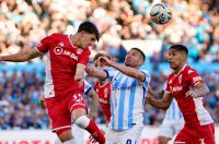 Racing y Huracán no se sacaron ventaja y se clasificaron a los octavos de final