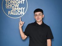 Trueno presentó su nuevo disco en el programa de Jimmy Fallon y sampleó a Los Wachiturros