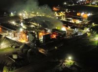 Santa Fe: Se incendió una planta industrial de Vicentín y advierten sobre material tóxico