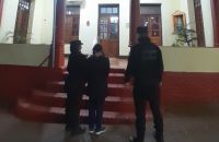 Detuvieron a una docente acusada de gastar $300mil con una tarjeta robada