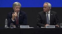 El presidente del Banco Central aseguró que levantar el cepo para las empresas “no está entre las prioridades” del Gobierno