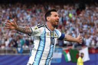 Messi desató una ola de memes tras su noche mágica ante Argelia