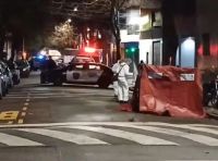 Investigan la muerte de un hombre en Balvanera: fue encontrado apuñalado en la calle