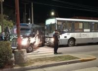 Un móvil policial embistió una moto y mató a dos personas: una de las víctimas estaba embarazada