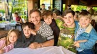 Benjamín Vicuña emocionó con un mensaje por el Día del Padre