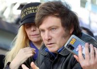 La interrupción de Karina al presidente Javier Milei en plena entrevista que se volvió viral