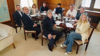 Karina Milei y Santilli encabezaron la primera mesa política tras la salida de Adorni