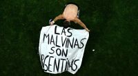 El gobierno británico se pronunció ante la victoria argentina: "Puede que la Copa no sea nuestra, pero las Malvinas sí"