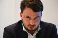 Agustín Romo presentó un proyecto para arancelar la salud y educación a extranjeros