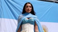 María Becerra volvió a alzar la bandera argentina en pleno show en España