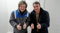 Milei viajará a Brasil para fortalecer su vínculo con Flávio Bolsonaro de cara a las elecciones