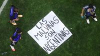 La FIFA abrió una investigación por el despliegue de la bandera de Malvinas: los involucrados