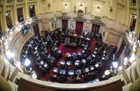 Tras el revés a la Ley de Tierras y a la espera de una masiva protesta en la calle, el Senado sesiona este jueves 