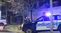 Tiroteo frente a la casa de Duhalde en Lomas de Zamora: un hombre de 60 años resultó herido