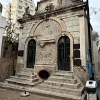 Marcha atrás para la cafetería en la bóveda del Recoleta: por qué la Justicia frenó la licitación