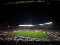 Trágica eliminación de River ante Independiente Santa Fe: murió un hincha en el Monumental