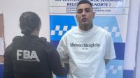 Detuvieron a Callejero Fino por tener un arma en una camioneta sin patente 