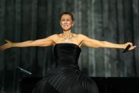 Tras seis años alejada por problemas de salud, Céline Dion emocionó en su regreso a los escenarios