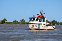 Buscan intensamente a dos primos de 16 años desaparecidos en el río Paraná