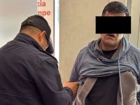 Tensión en Lomas del Mirador: clientes de un banco redujeron a un delincuente armado