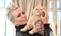 Daniela Cardone presentó a su gata “China” Suárez y reavivó una vieja polémica