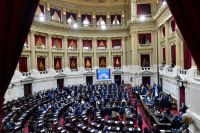 El oficialismo acelera las gestiones con el fin de conseguir los 16 votos para eliminar las PASO