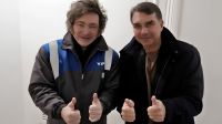Javier Milei felicitó a Flávio Bolsonaro por la "histórica elección" y volvió a atacar a Lula  
